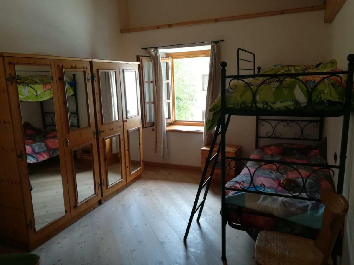 Capole -Ghiri Apartman Isolaccia Kültér fotó