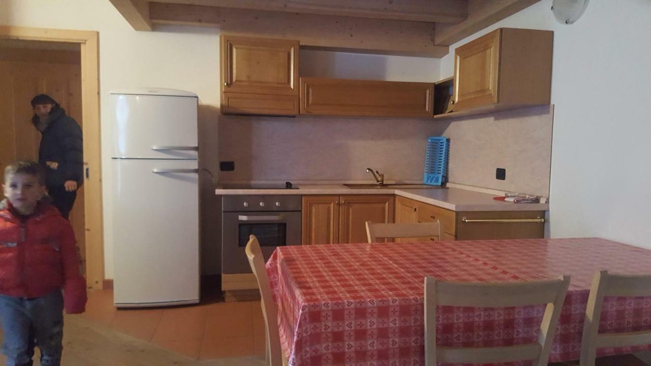 Capole -Ghiri Apartman Isolaccia Kültér fotó