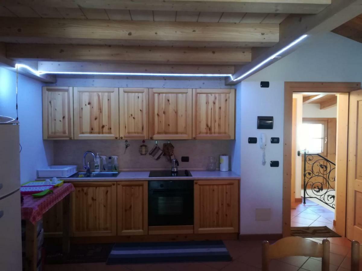 Capole -Ghiri Apartman Isolaccia Kültér fotó